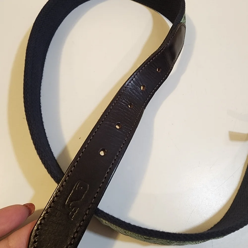 VINEYARD VINES men's belt size 34